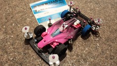 圧倒的 黒×ピンク