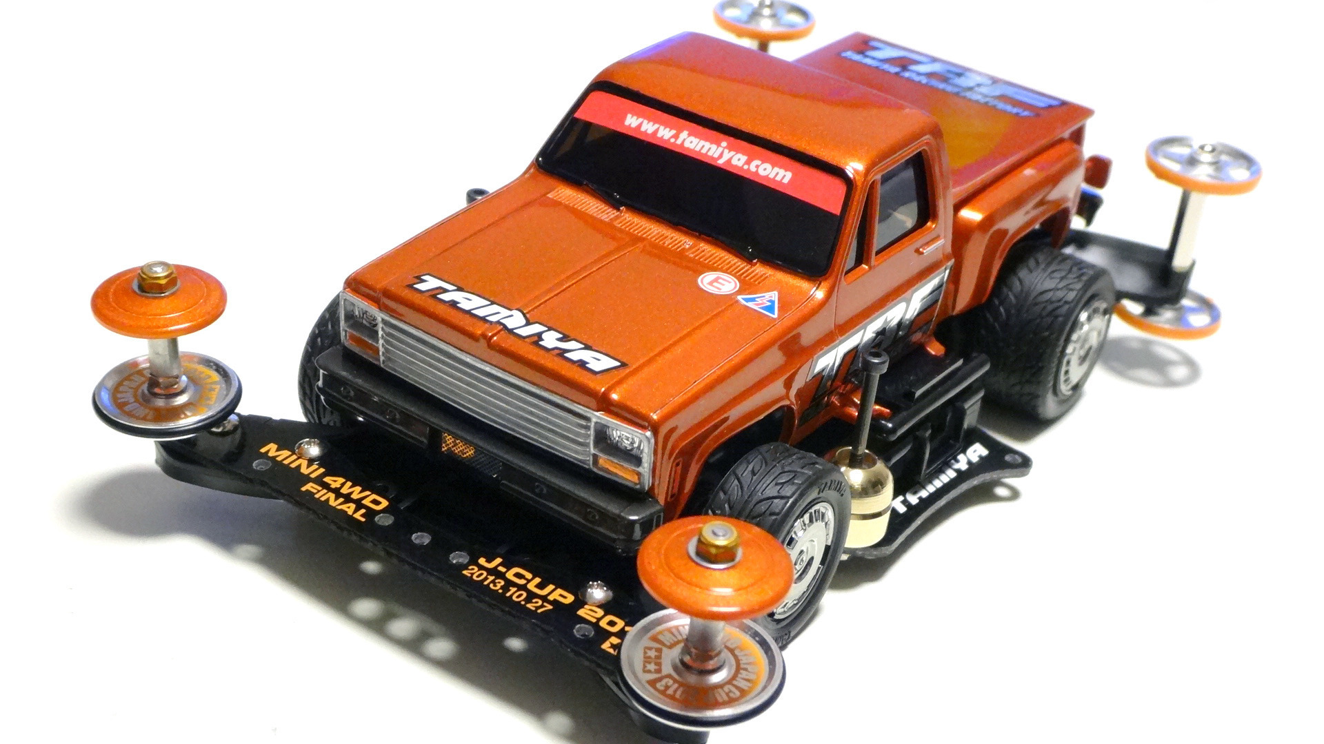 TRF works SUNNY SHUTILE