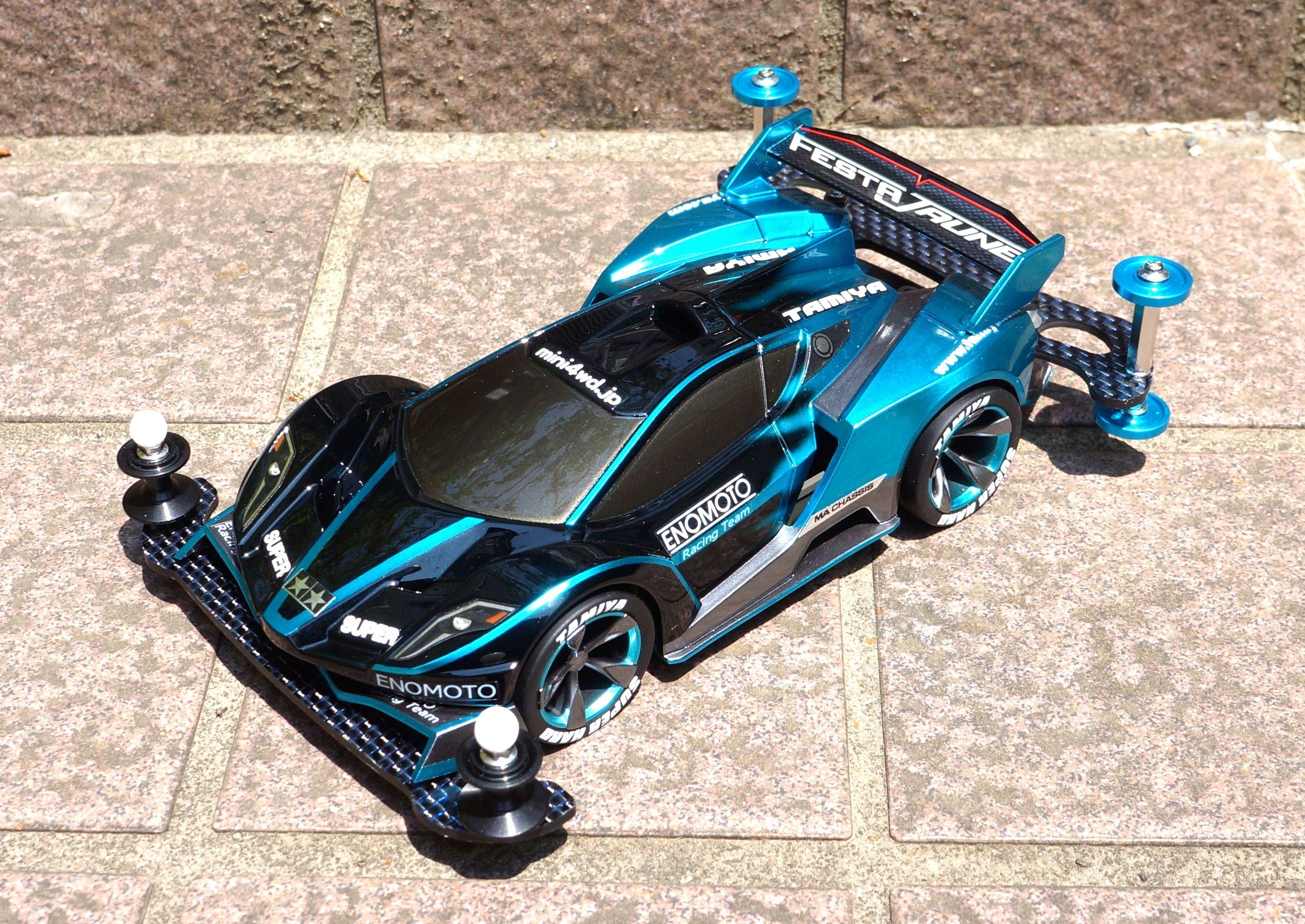 フェスタジョーヌ４台 610KTaC9V6L._UF894,1000_QL80_.jpg