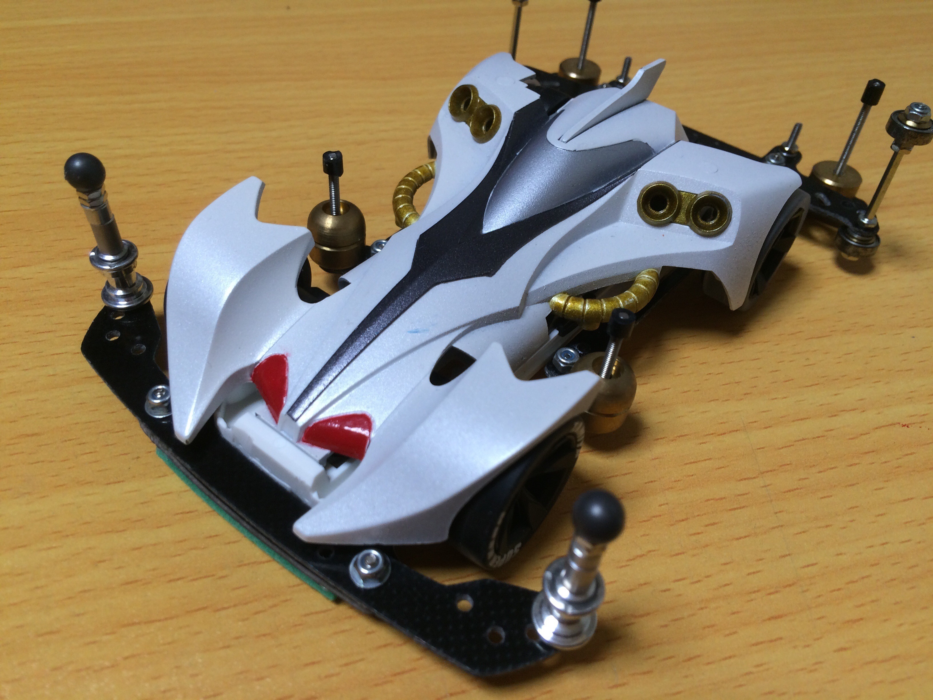 レイスティンガー　完成品 ミニ四駆 完成品 レイスティンガー B-MAX仕様 カスタム - メルカリ