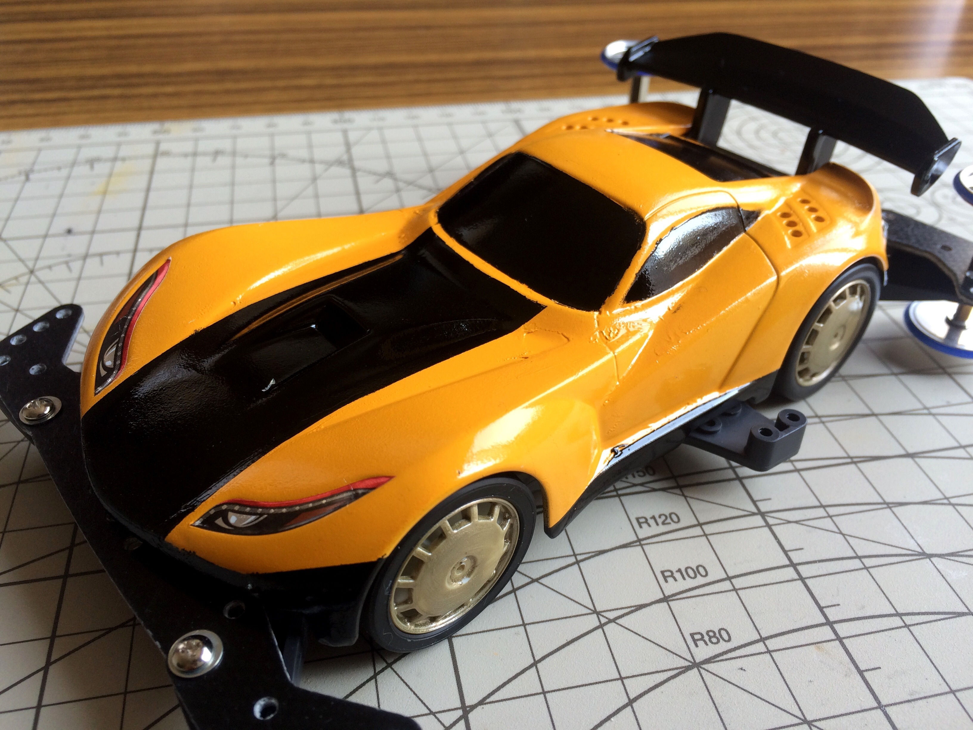 アビリスタ デ・トマソ・パンテーラ風