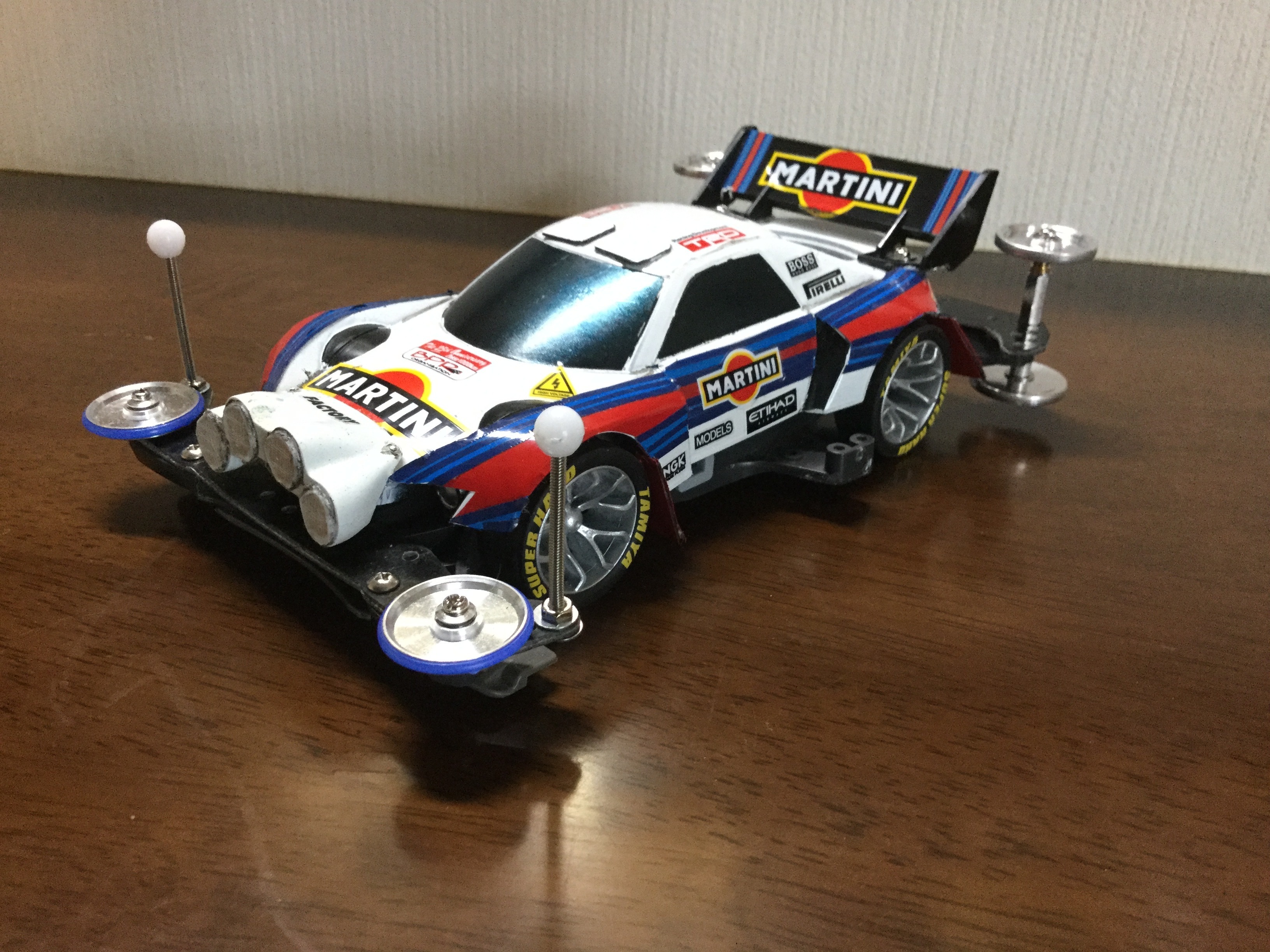ヨコモ　BD7 ミニコンバージョン　ランチアマルティーニボディ ヨコモ BD7 ミニコンバージョン ランチアマルティーニボディ