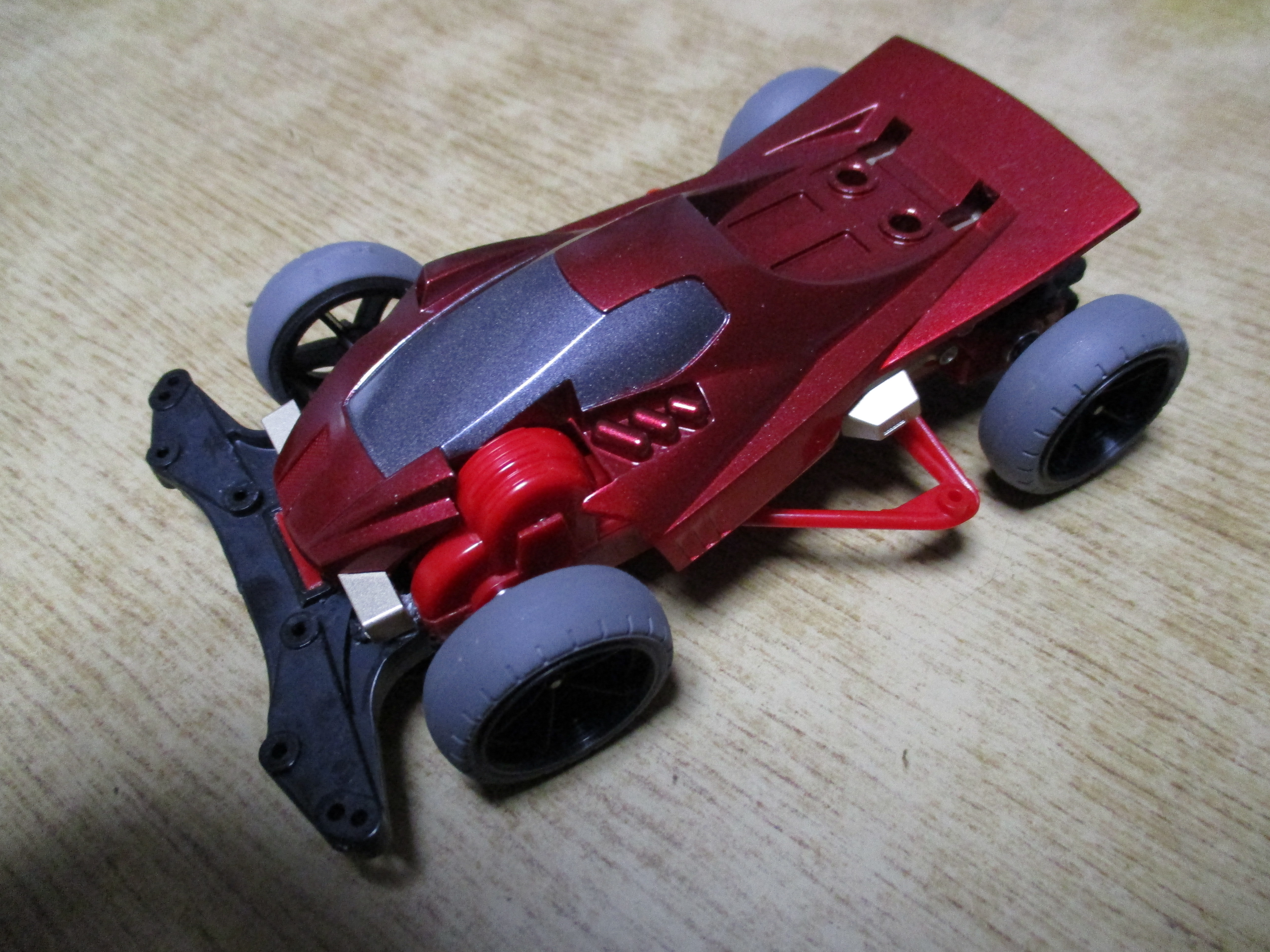 未組立 1/32 クリムゾングローリー ダッシュ四駆郎 レーサーミニ四駆シリーズ Amazon | タミヤ 製 ミニ四駆 「クリムゾングローリー」1/32 通販