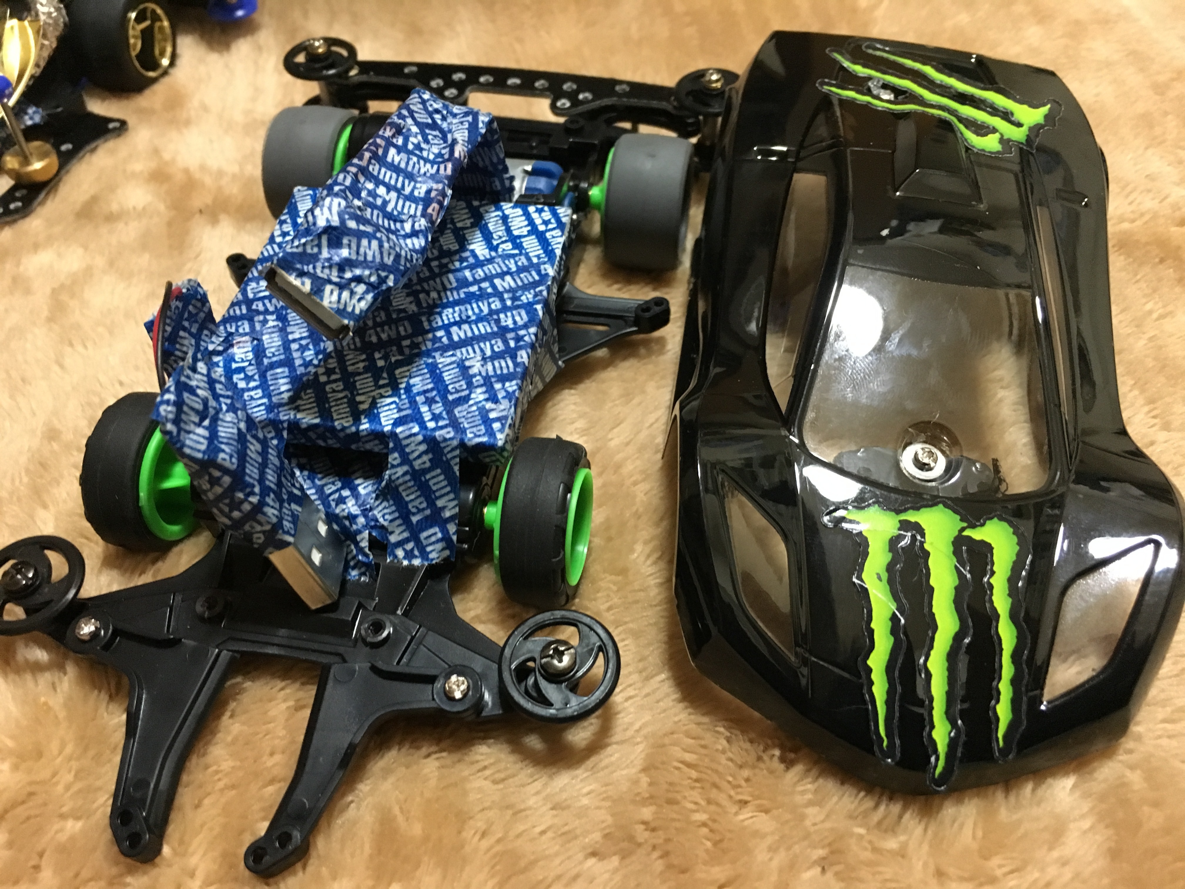 monst erenergy USB充電式バッテリーシステム