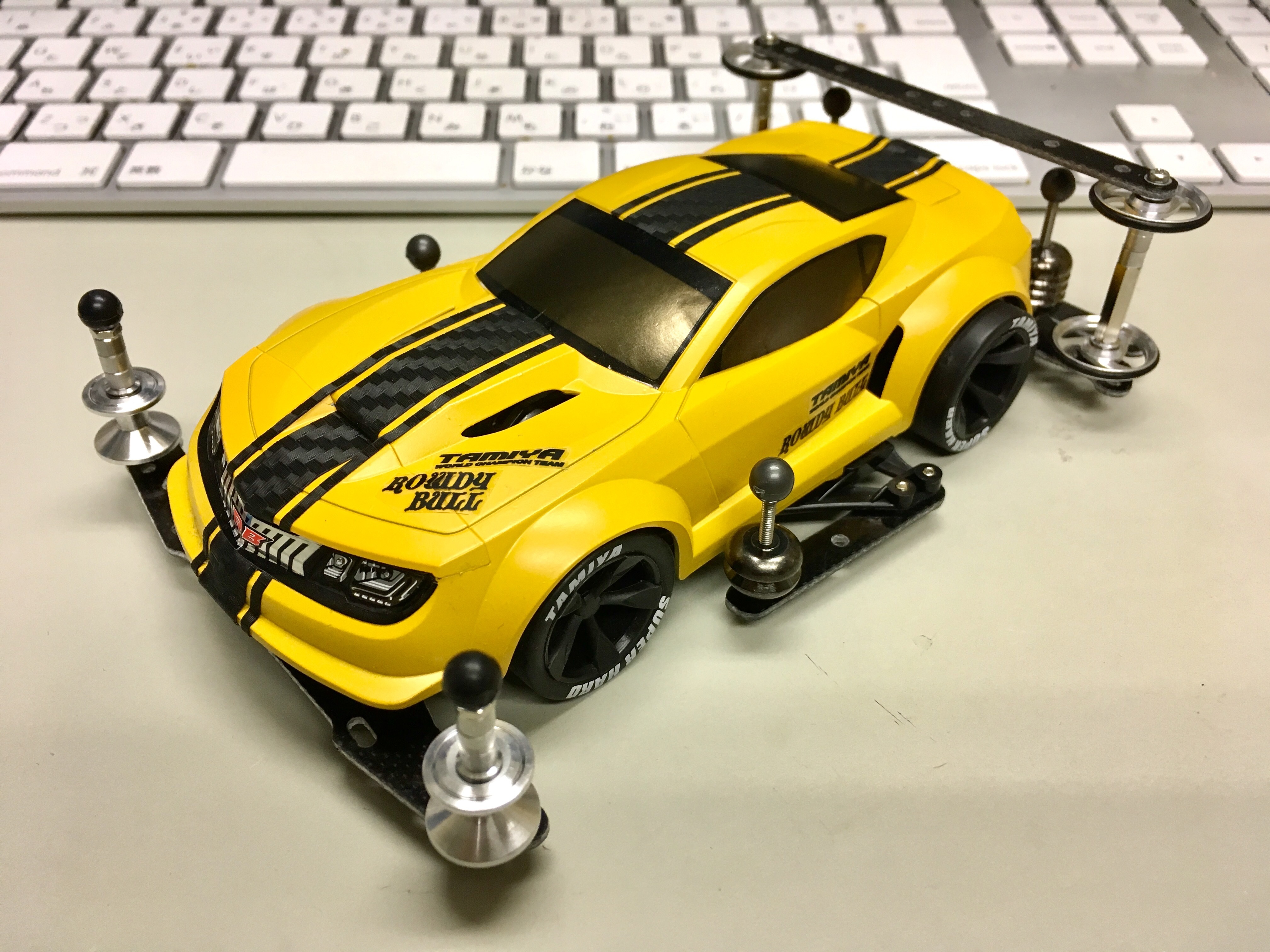 ミニ四駆　ラヴディブル　大径フルカスタム ミニ四駆】入門向け！GR Supra 3000円分のパーツでカスタム