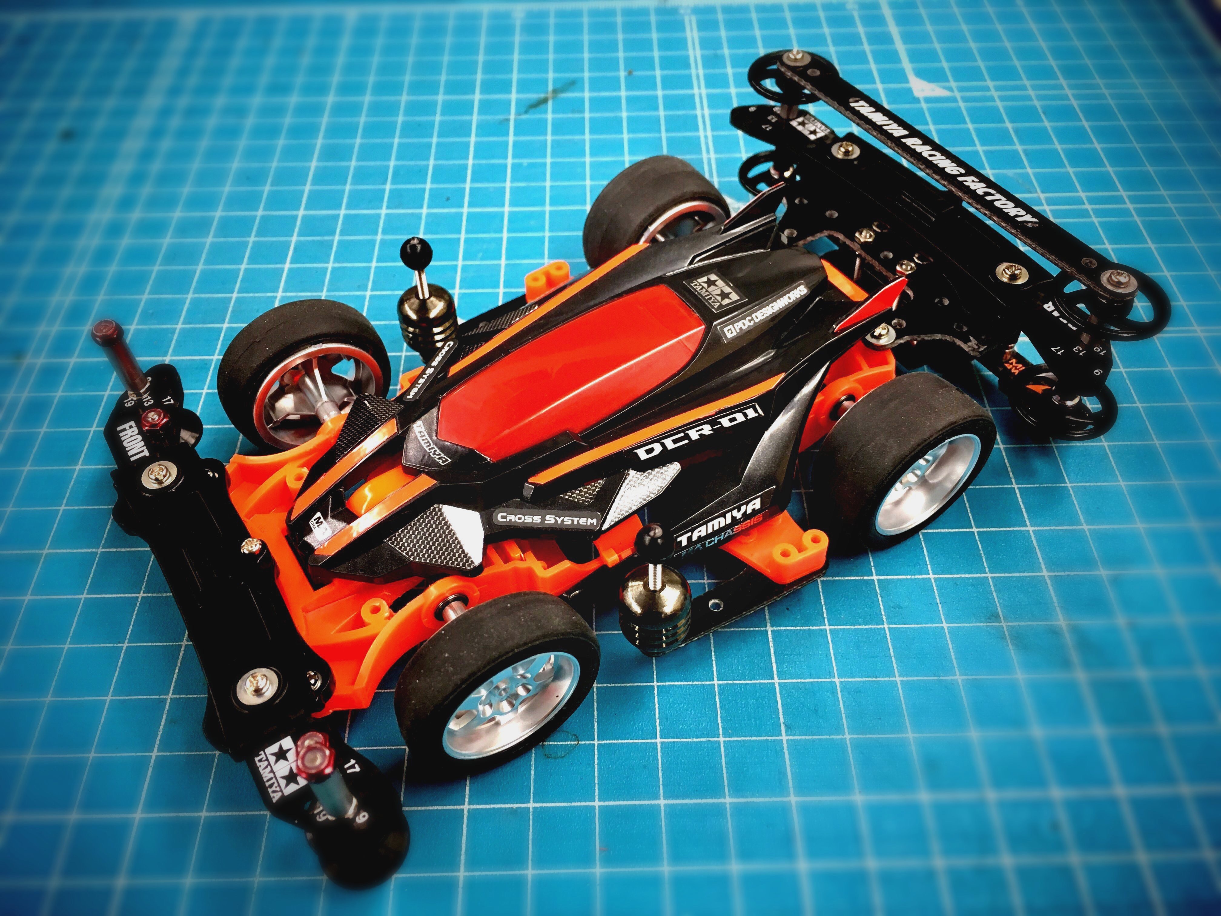 ミニ四駆　2台セット　デクロス01 ／ラウディーブル ミニ四駆 2台セット デクロス01 ／ラウディーブル - メルカリ