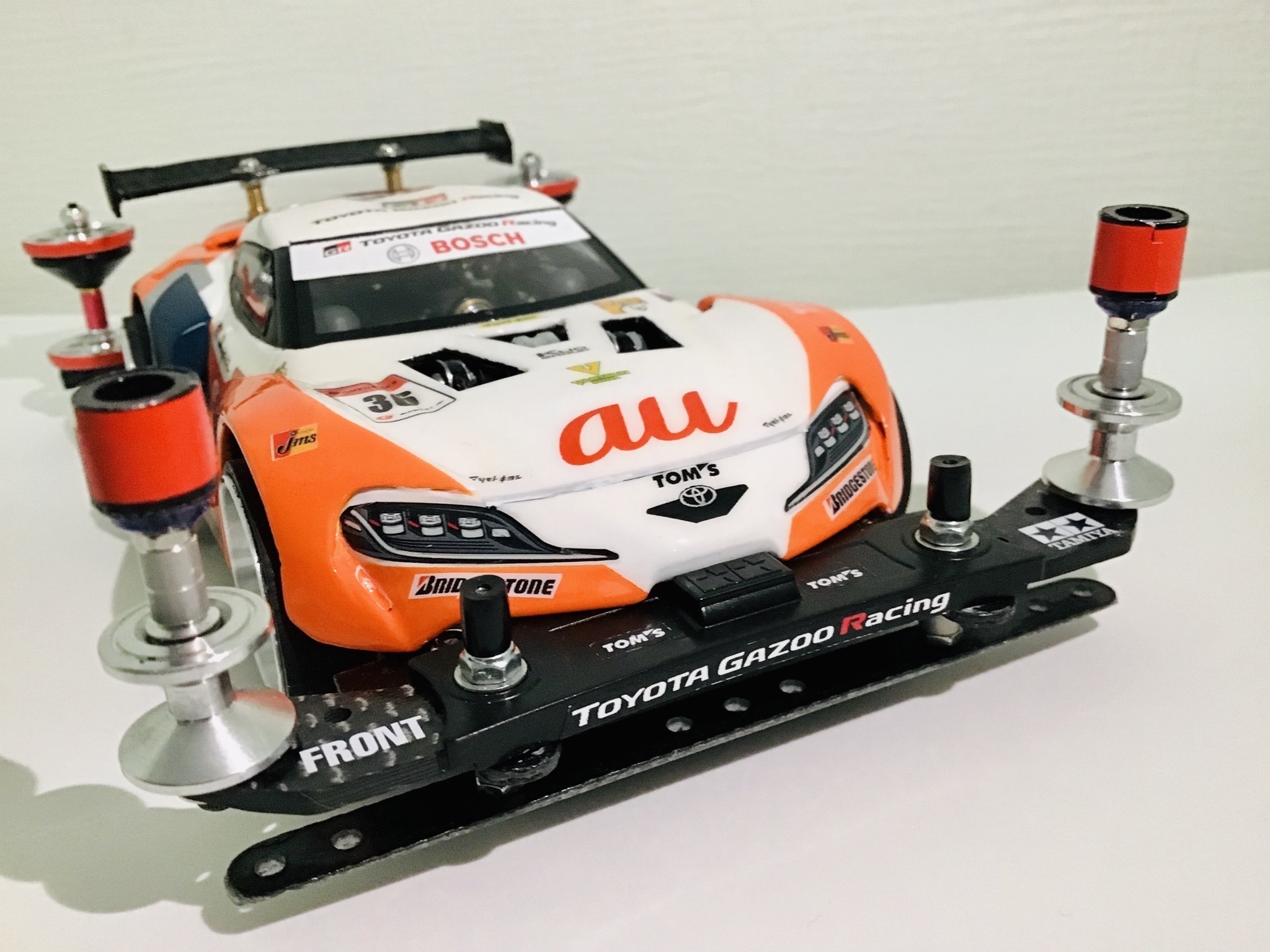 au TOM'S GRスープラ