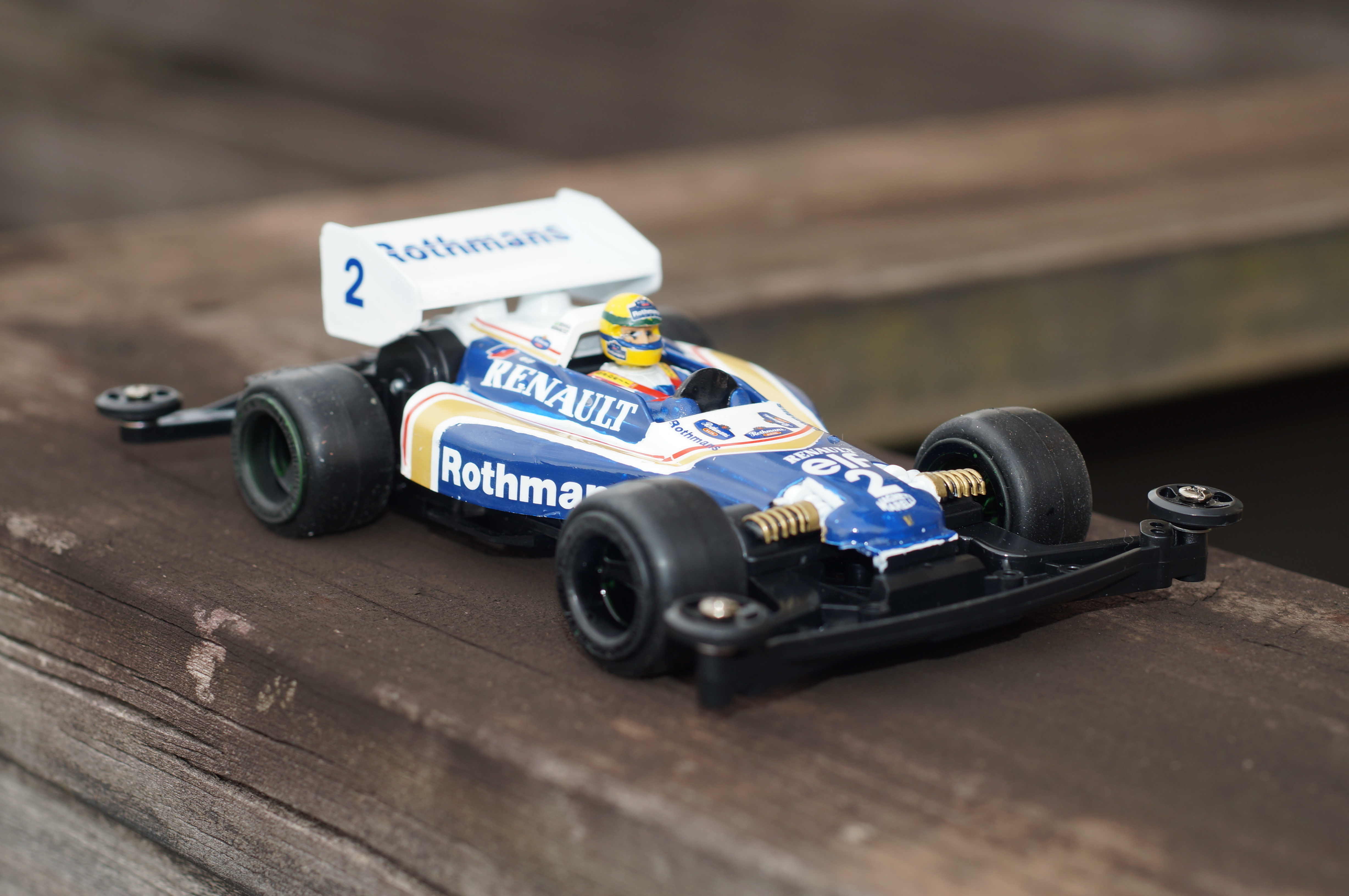 新品■当時物■F1ミニ四駆３個 Amazon.co.jp: 当時物 F1ミニ四駆 3個セット ホビーグッズ : Hobbies